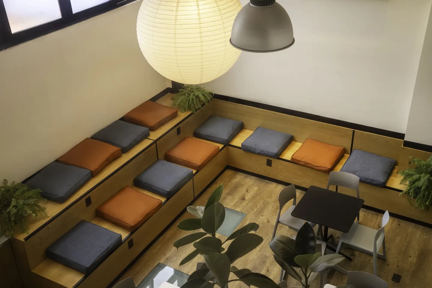 Sala y áreas de trabajo en Flexo Polanco